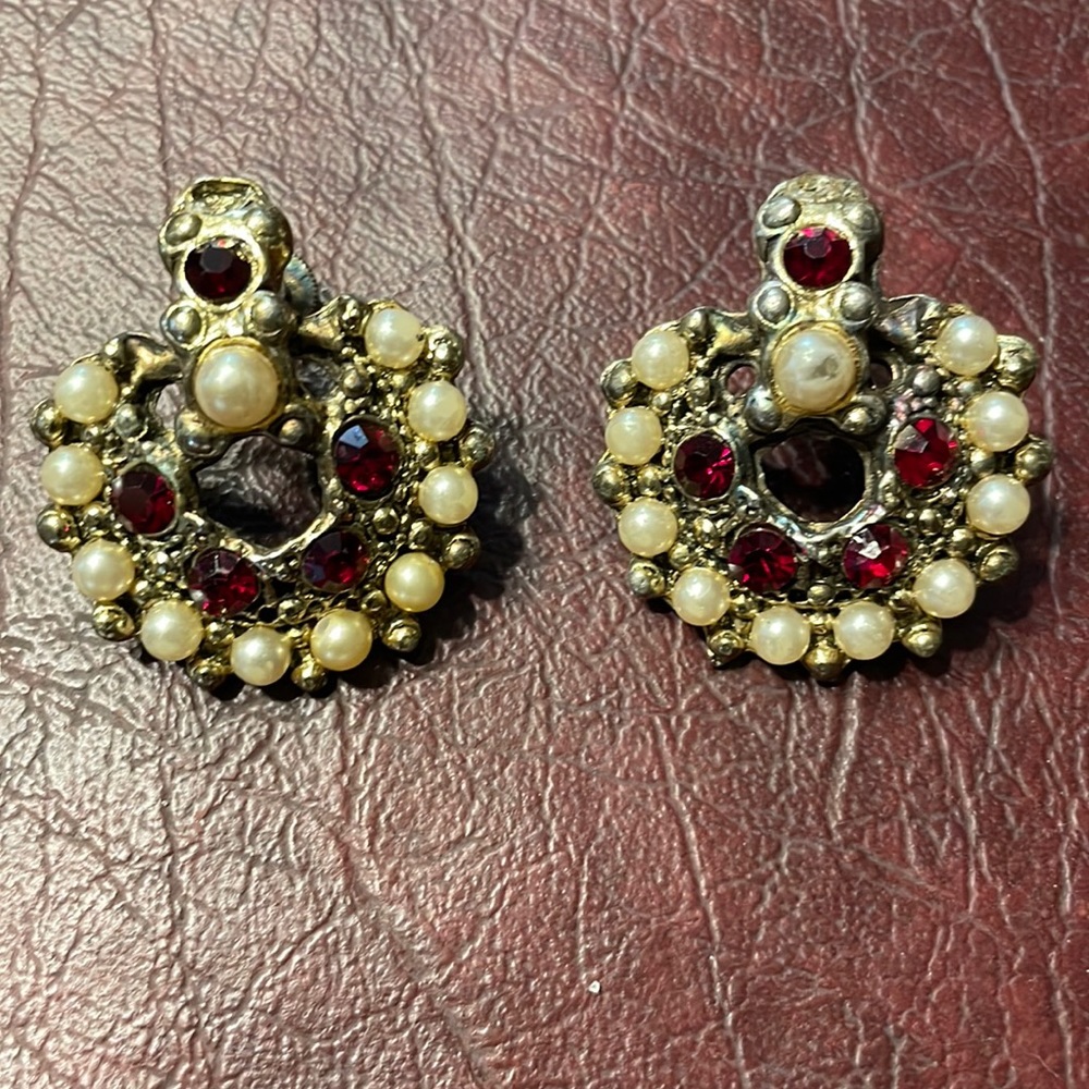 Vintage Clip-On Earrings